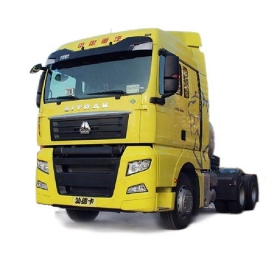 Sinotruk SITRAK C7H 430 pk 6X4 LNG gesleept vrachtwagen hoofd op een halve rij stoelen rijen en ABS