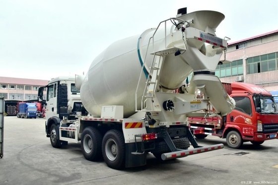 Fabriek HOWO T5G 340 Paardenkracht 6X4 5,99 Vierkant Betonmixer Truck