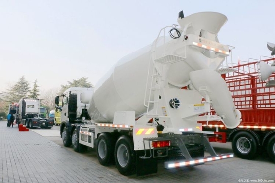 HOWO T5G 340HP 8X4 vierkant betonmengtruck met Euro 2/3/4/5 emissie standaard