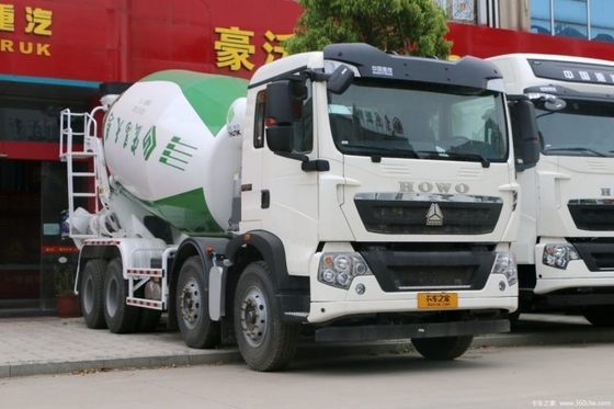 Gebouwmaterialen winkels Gebruikte SinotruK HOWO T5G 340HP 8X4 7.37 Vierkant Betonmixer Truck