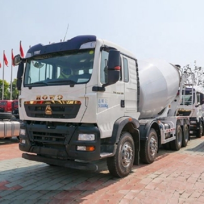 Op maat gemaakte 8X4 7,8m3 HOWO TX 350HP Betonmengtruck voor zware constructies