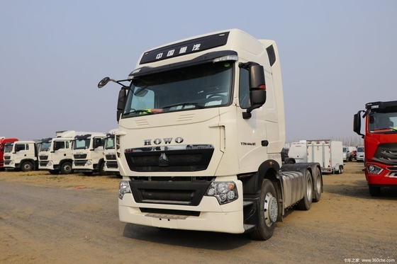 7100x2496x3958mm Boutique HOWO HOWO T7H 6*4 Traktortruck met handruimte