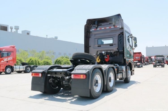 Jiefang JH6 6x4 4x2 8x4 trekker met luchtophanging bestuurdersstoel en multimedia systeem