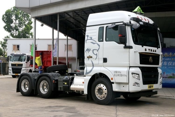 Warm tweedehands SinotruK SITRAK C7H 440HP 6X4 8X4 trekkerkop met 2 passagierszitjes