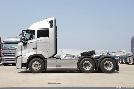 Hoog laadvermogen 570 pk Gele rivier X7 zware vrachtwagen 6X4 AMT automatische tractor 23 jaar
