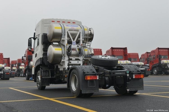 Stock Dongfeng Tianlong KL Zware vrachtwagen 4*2 6*4 Traktiehoofd voor normale bestuurdersstoel