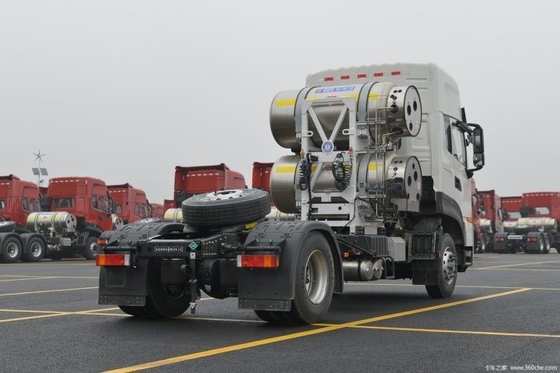 Stock Dongfeng Tianlong KL Zware vrachtwagen 4*2 6*4 Traktiehoofd voor normale bestuurdersstoel
