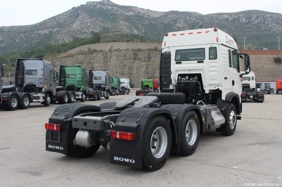 Boutique SinoTRUK HOWO TX7 0 km 6X4 4X2 6X2 CNG LNG-tractor met multimedia-systeem