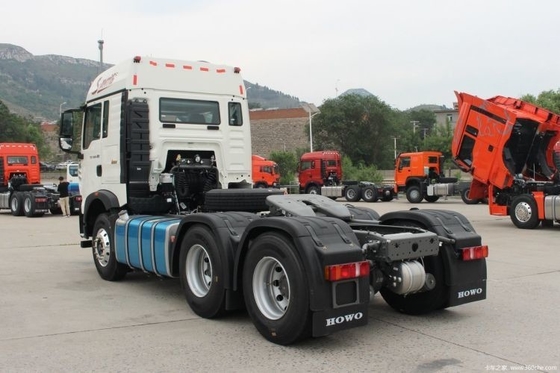 Boutique SinoTRUK HOWO TX7 0 km 6X4 4X2 6X2 CNG LNG-tractor met multimedia-systeem
