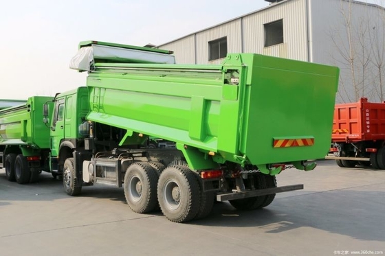 Nationale zware vrachtwagen HOWO 6X4 371 pk Dump truck voor 2 passagiers 10 banden 340 pk op zijn best