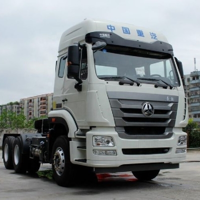 12 Voorwaarts schakelen SinotruK Haohan J7G 4*2 6*4 CHG LNG Special Truck Traction Head