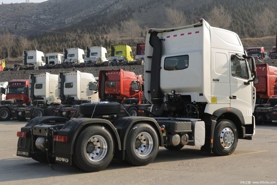 Sinotruk HOWO T7H 440 pk 6X4 gevaarlijke goederen trekker vrachtwagen kop met ESC en 10 banden