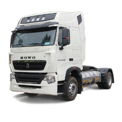 Sinotruk HOWO T7H 4*2 Gevaarlijke goederen trekkers met een motor van 8 liter