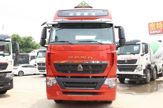 Sinotruk HOWO T7H 440HP 6X4 Gevaarlijke chemische tractor met een brandstoftankcapaciteit van 500-600L
