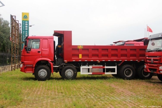 Hot Boutique Heavy Truck HOWO 380HP 8X4 6X4 4X2 Dump Truck met Cargo Tank 8x2.3x1.3