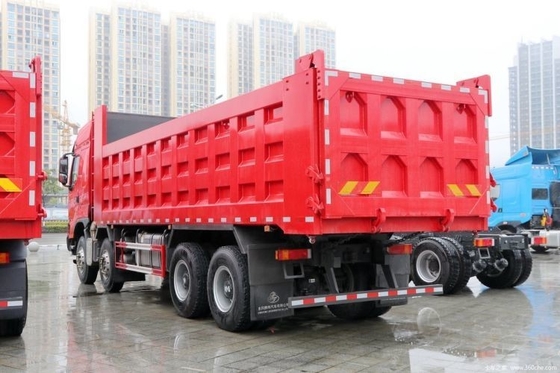 Tweedehands Dongfeng Liuqi Chenglong H70 8X4 375hp 8,6m Dump Truck met gecombineerde kracht
