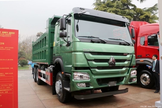 Nationale zware vrachtwagen HOWO 6X4 336 pk Dumptruck voor 21-30T lading en 2 passagiers