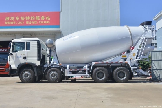 14000 kg Populaire SinotruK HOWO TX 340 pk 8X4 7.5 Vierkant Betonmixer Truck
