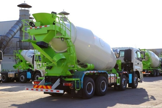 Fukuda Auman ETX 340 pk 8X4 7,87 vierkante betonmengtruck