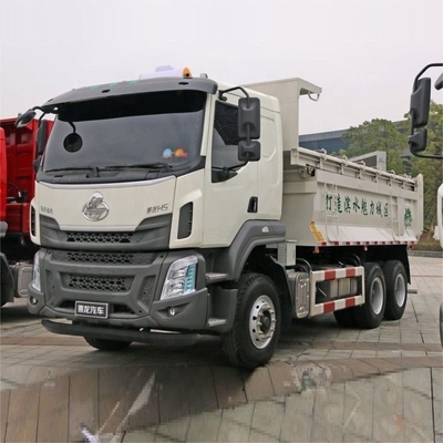 Dongfeng Liuqi Chenglong H5 310 HP 6X4 trektruck hoofd met achterste versnelling nummer 2