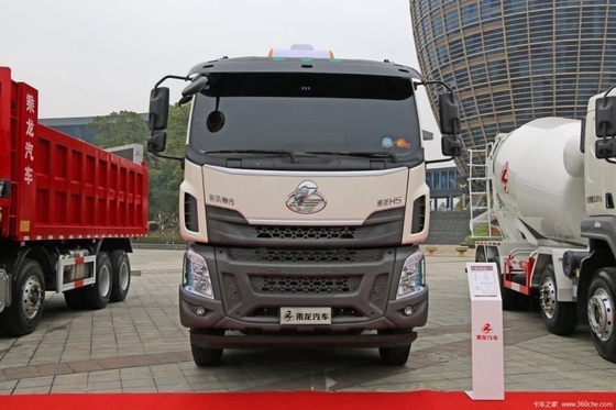 Dongfeng Liuqi Chenglong H5 310 HP 6X4 trektruck hoofd met achterste versnelling nummer 2