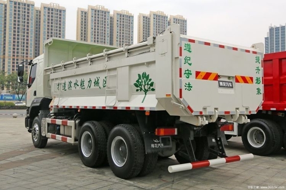 Dongfeng Liuqi Chenglong H5 310 HP 6X4 trektruck hoofd met achterste versnelling nummer 2