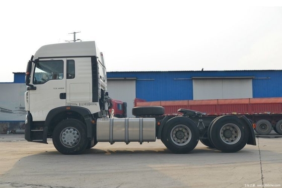 Het vervoer van deellading gemakkelijker gemaakt met HOWO TX zware vrachtwagen 430 pk 6X4 trekker vrachtwagen