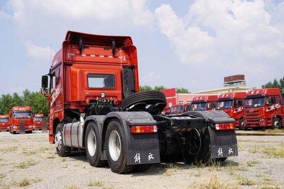 Qingdao Jiefu JH6 460HP 6X4 AMT Automatische trekkers met 2 achterste schakels
