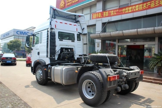 Nationale HOWO T5G 4X2 Traction Truck Head 350 pk Zware vrachtwagen met touchscreen