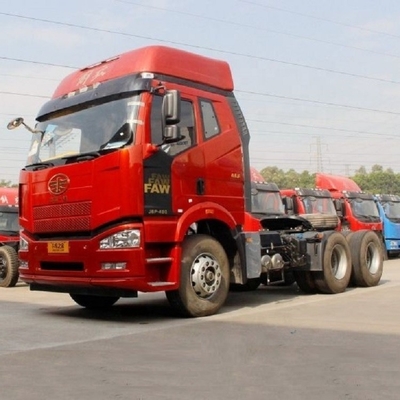 8800 kg bruto voertuiggewicht FAW Jiefang J6P Zware vrachtwagen 460 pk 6x4 trekker vrachtwagens
