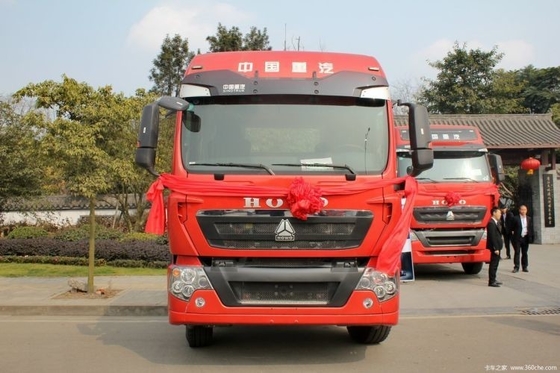 340 pk 6X4 handgeschakelde nationale zware vrachtwagen HOWO T5G trekker vrachtwagens