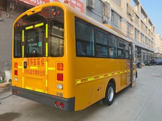 Dongfeng schoolbus voor basisschoolleerlingen tweedehands dieselmotor Weichai-motor