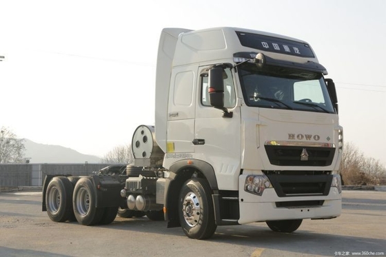 Aandrijwiel 6X4 SinoTRUK HOWO T7H LNG-tractortruck 440 pk voor logistiek vervoer