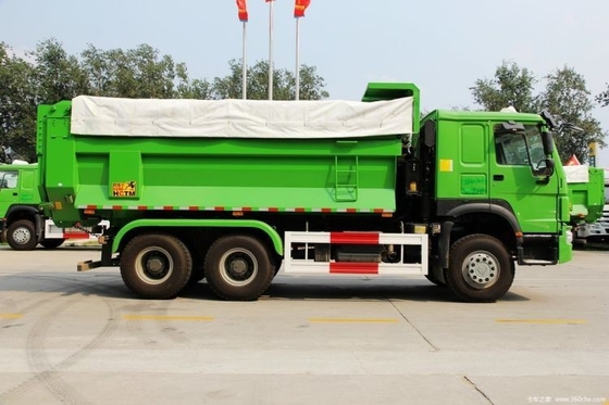 Gekochte gebruikte HOWO Dump Tipper Truck 6X4 340 pk 5,6m voor zwaar vervoer
