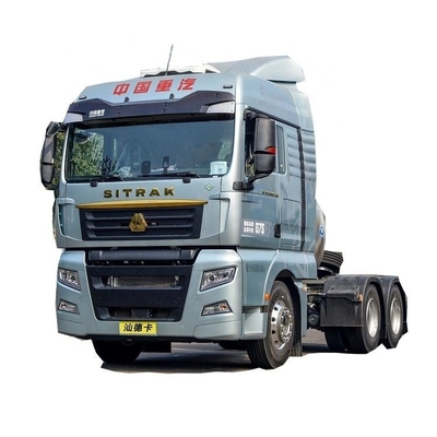 Gebruikte vrachtwagen trekkerkop Sinotruk SITRAK G7S 530 pk 6X4 LNG Automatische tandwiel met slow fluid