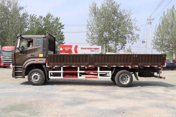 Sinotruk National Heavy Duty Truck HOWo NX 220HP 4X2 6,75m Hurdle Truck voor vrachtwagen