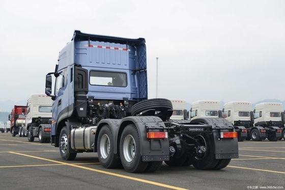 Dongfeng Tianlong KL 465 pk 6X4 trekker-truckkop met grote tankcapaciteit