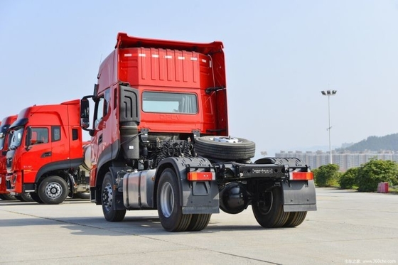 Halve rij zitplaatsen rijen Dongfeng Tianlong KL 385 HP 4X2 tractor trucks met touchscreen