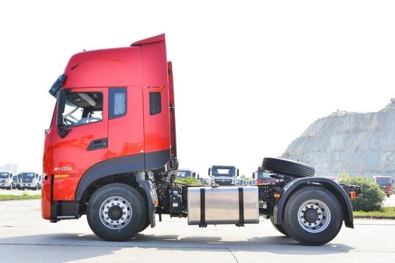 Halve rij zitplaatsen rijen Dongfeng Tianlong KL 385 HP 4X2 tractor trucks met touchscreen