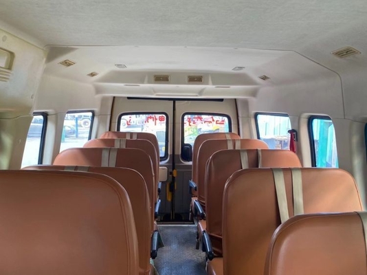 Euro 3-gebruikte schoolbus voor basisschoolleerlingen om aan klantenvereiste te voldoen