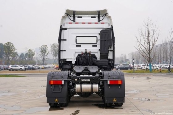 SANY 620 pk 6X4 AMT automatische trekker met 2 passagierscapaciteit Maximaal koppel ≥2500Nm