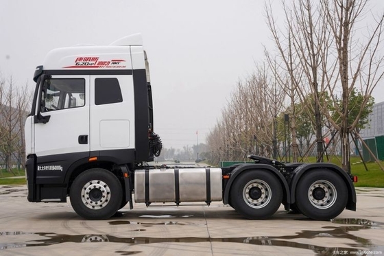 SANY 620 pk 6X4 AMT automatische trekker met 2 passagierscapaciteit Maximaal koppel ≥2500Nm