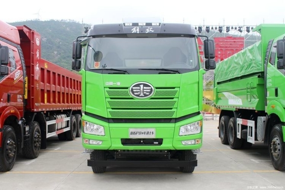 FAW Jiefang J6P zware vrachtwagen 420 pk 8x4 6,5 meter Dump trucks voor brandstoftank capaciteit 300-400L