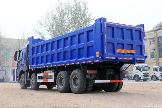 Gebruikte Sinotruk HOWO T7H zware vrachtwagen 440 pk 8x4 7,6 meter dumper met 300-400l brandstoftank