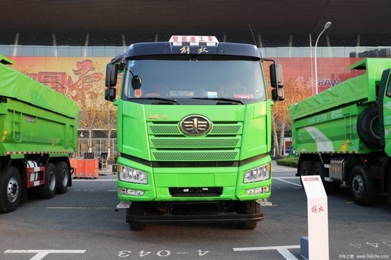 Brandstof 2020 Faw Jiefang J6P Zware vrachtwagen 8X4 5.6m Dump Trucks voor uw zakelijke behoeften
