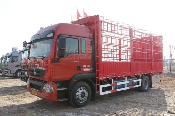 Automatische SINOTRUCK HOWO TX 250 pk 4x2 6,8 meter Warehouse Grid Truck in uitstekende staat