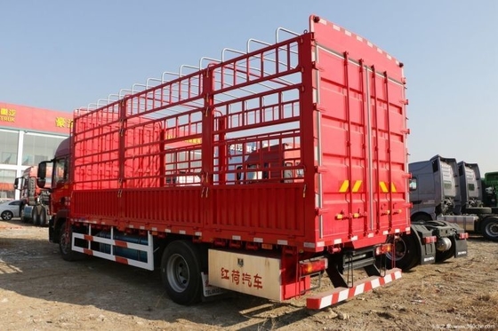Automatische SINOTRUCK HOWO TX 250 pk 4x2 6,8 meter Warehouse Grid Truck in uitstekende staat