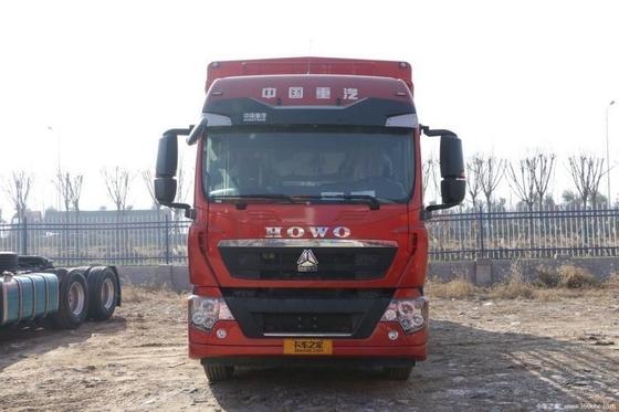 Automatische SINOTRUCK HOWO TX 250 pk 4x2 6,8 meter Warehouse Grid Truck in uitstekende staat