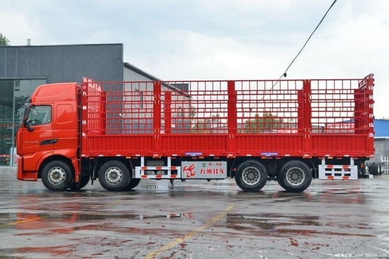SINOTRUCK HOWO TH7 460HP 8X4 zware vrachtwagen met 9.5m magazijnnet en multimedia systeem