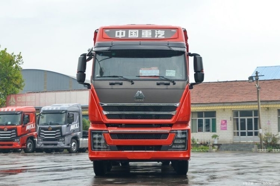 SINOTRUCK HOWO TH7 460HP 8X4 zware vrachtwagen met 9.5m magazijnnet en multimedia systeem